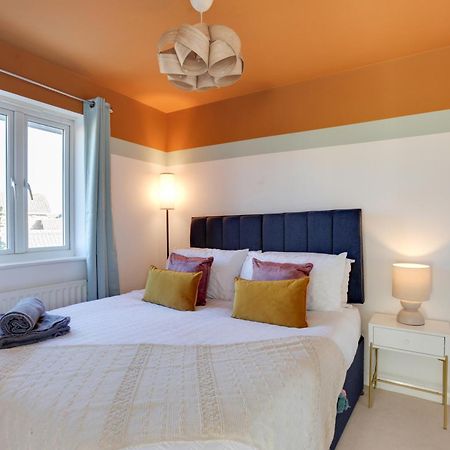 Cosy Two Bedroom House - Chelmsford - Free Parking And Wifi エクステリア 写真