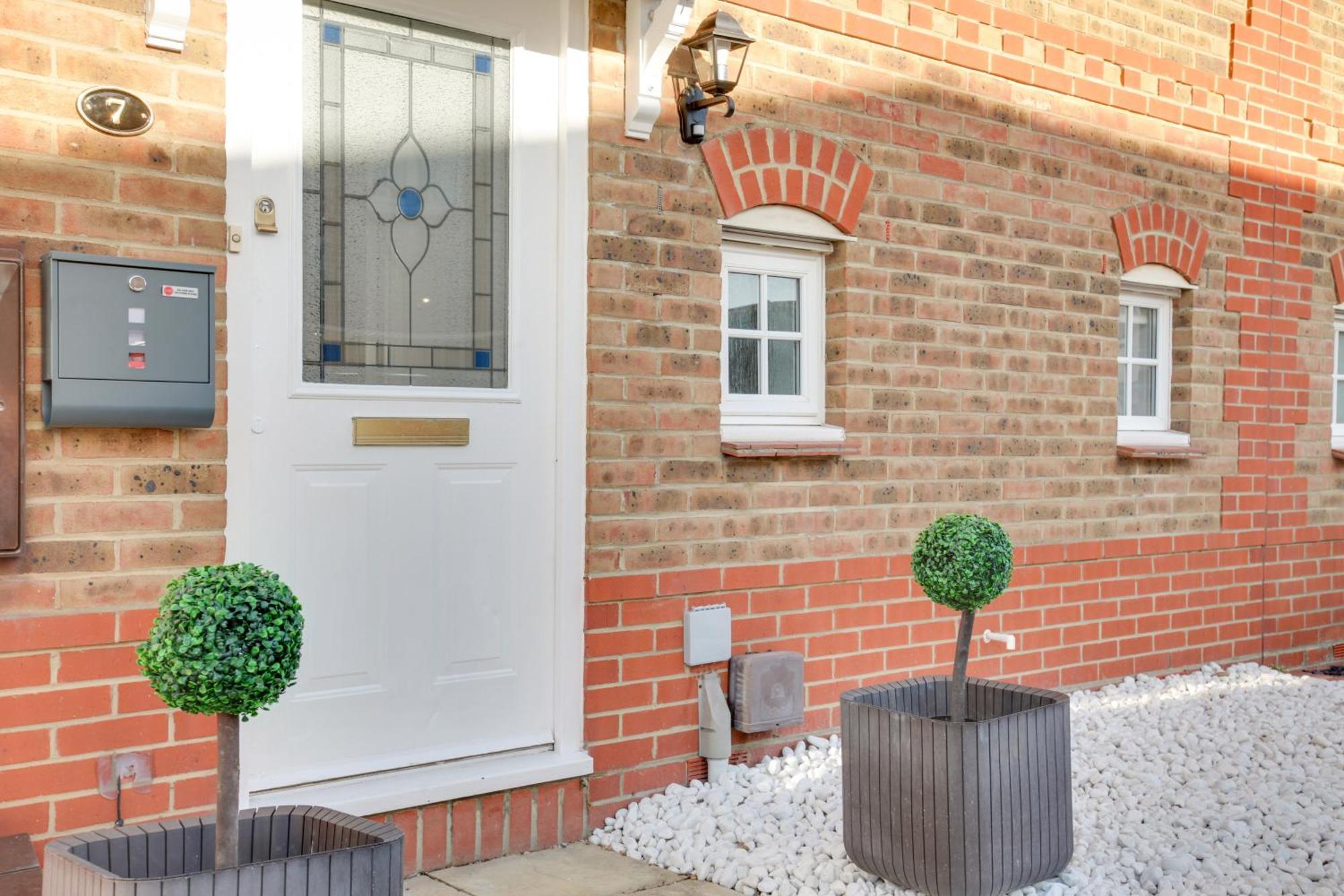 Cosy Two Bedroom House - Chelmsford - Free Parking And Wifi エクステリア 写真