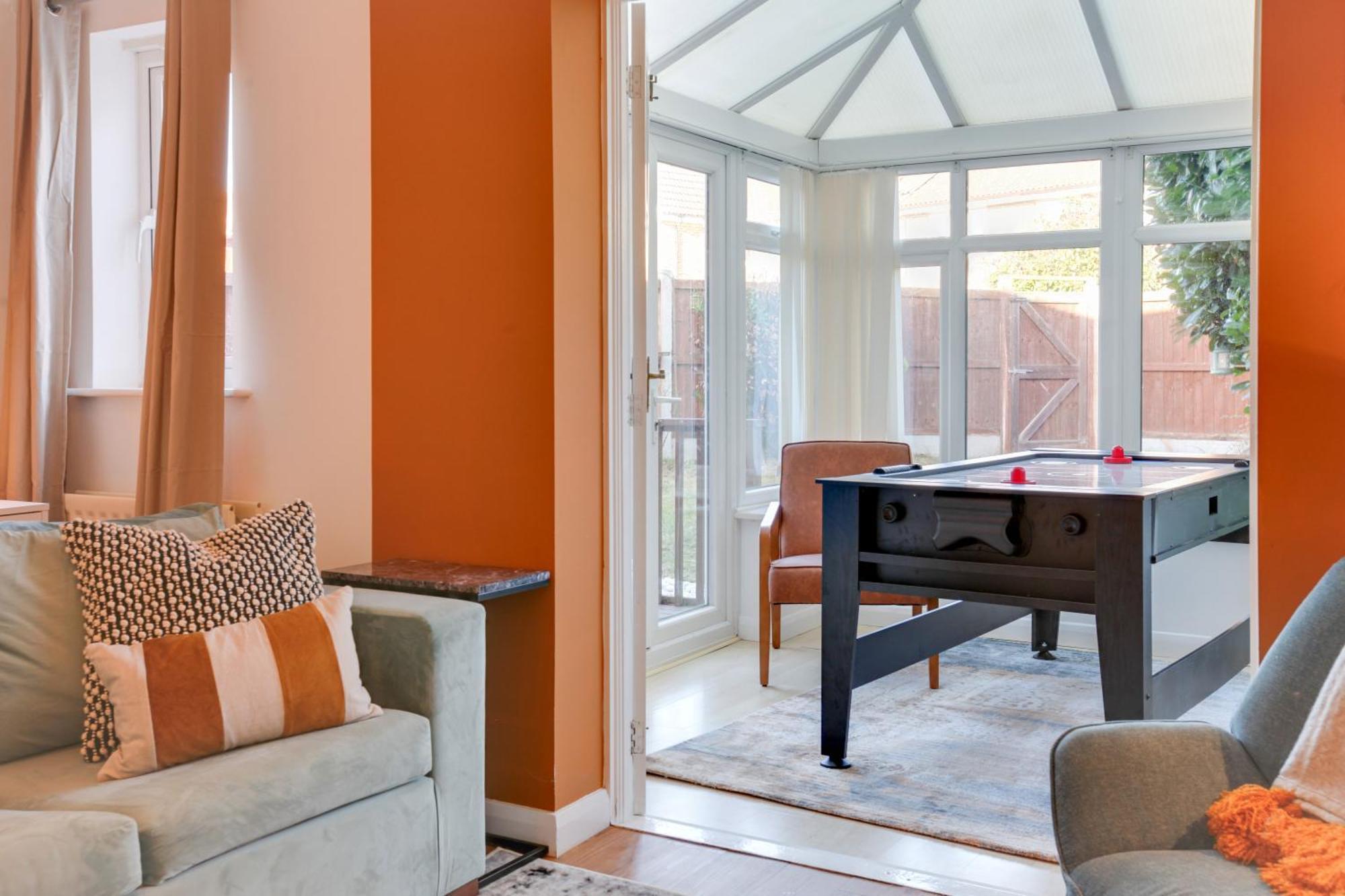 Cosy Two Bedroom House - Chelmsford - Free Parking And Wifi エクステリア 写真