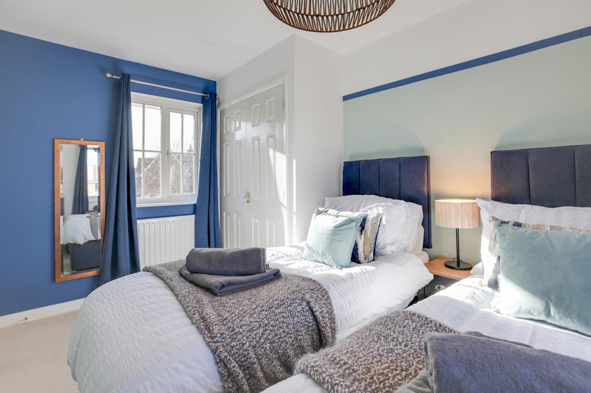 Cosy Two Bedroom House - Chelmsford - Free Parking And Wifi エクステリア 写真