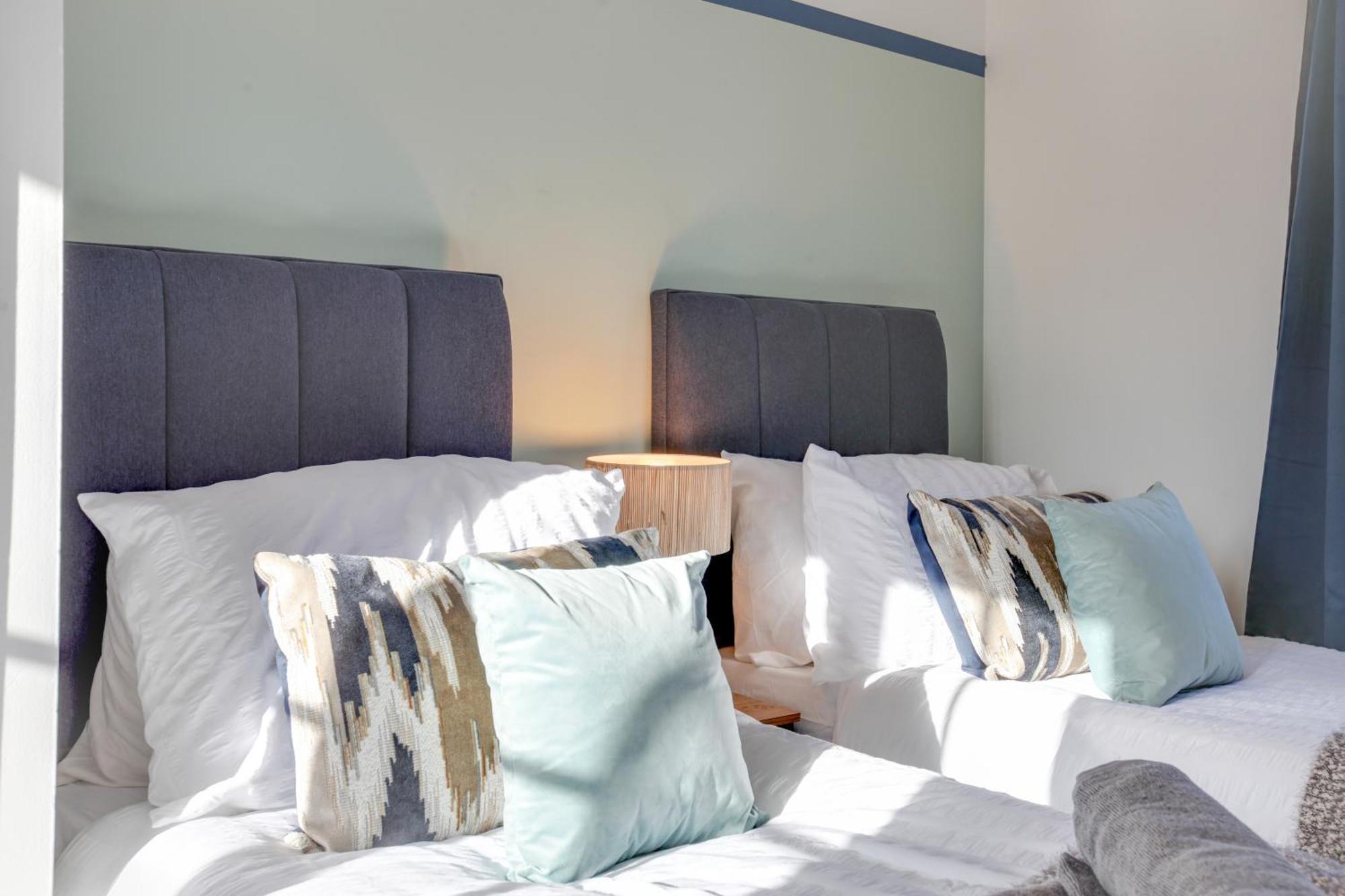 Cosy Two Bedroom House - Chelmsford - Free Parking And Wifi エクステリア 写真